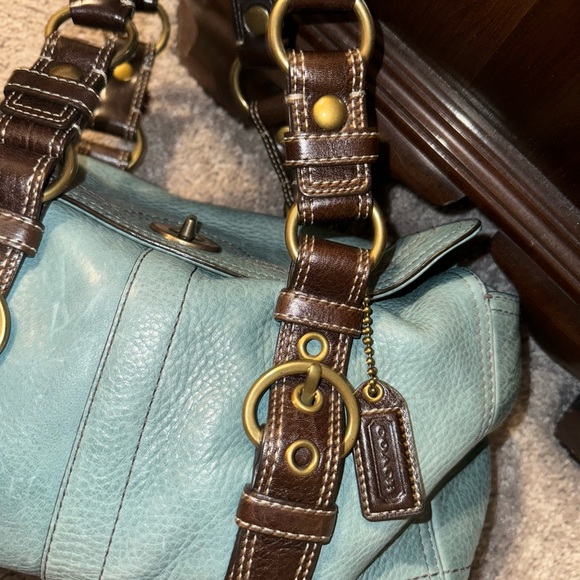 COACH NY Vintage Chelsea Turn Lock East West Shoulder Bag Tote - Picture 4 of 5